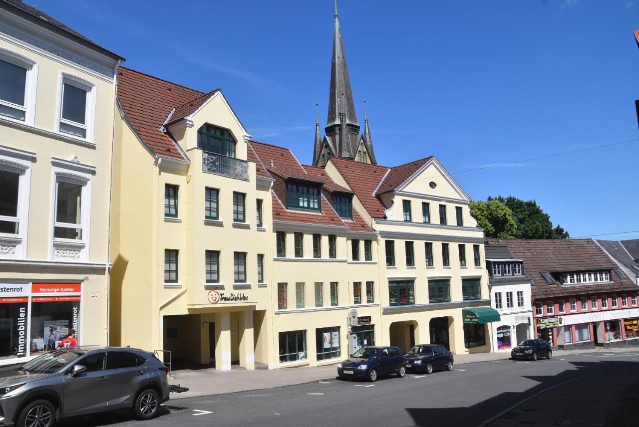 Fewo1846 - Atrium - Luxurioese Wohnung Mit 3 Schlafzimmern Und Balkon Im Stadtzentrum Flensburg Dış mekan fotoğraf